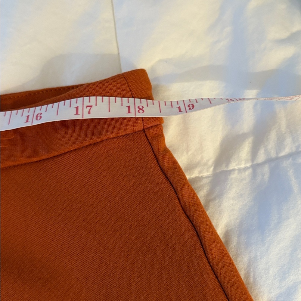 Size 16 Liz Claiborne Burnt Orange skirt - Picture 3 of 6
